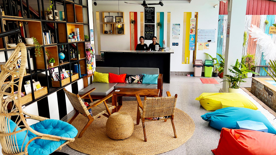 Public Area 2, THE PLACE Hostel & Pool Bar, Siem Reap