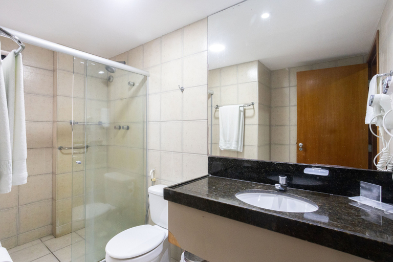 Bathroom 3, Flat Metropoles by Easy Home, Recife