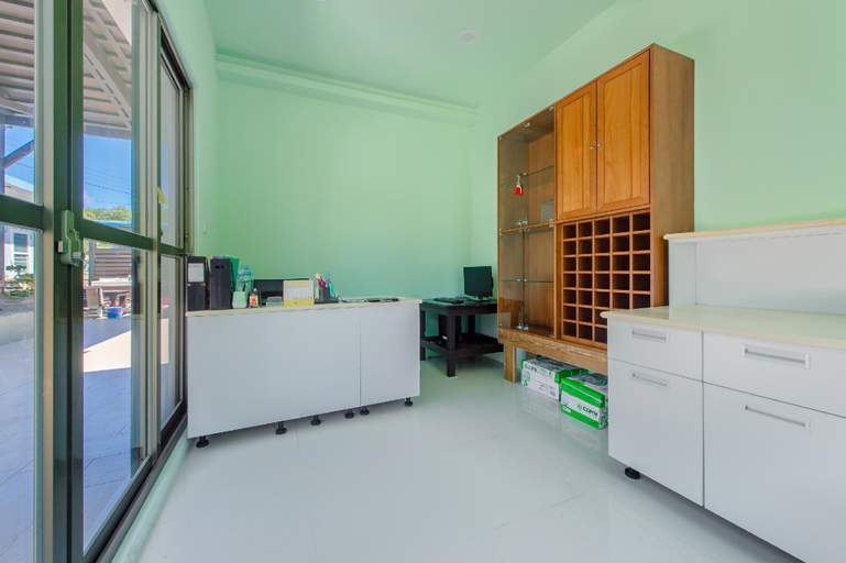 Public Area 2, 86 Highlands, Pingtung