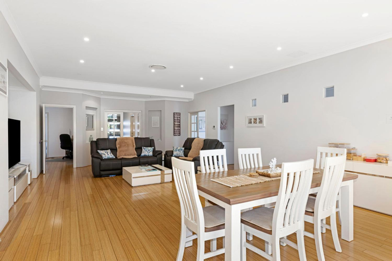 Dining Room 16
