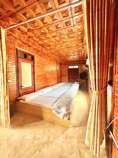 Bedroom 13