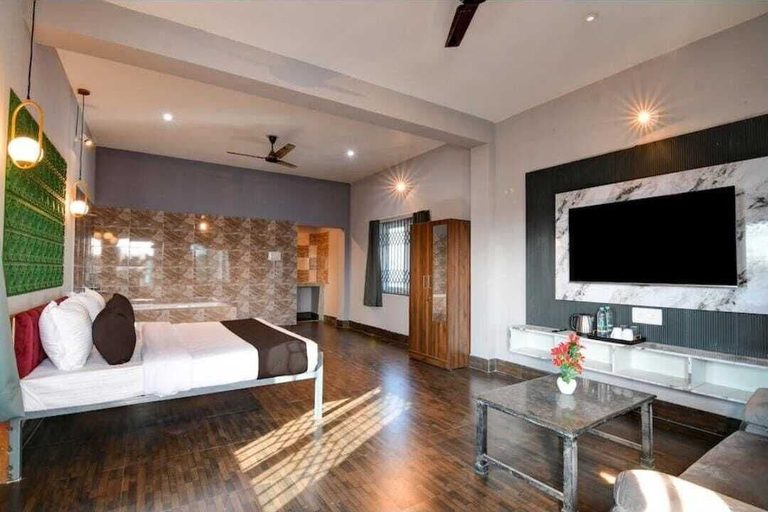 Bedroom 5, Neatflix And Chill 02, Khordha