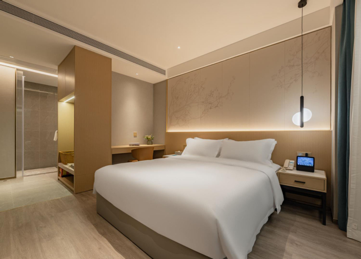 Bedroom 13