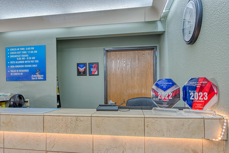 Public Area 2, American inn & Suites, Monroe