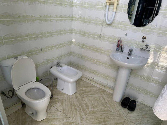 Bathroom 3, SARVAR, Rudaki