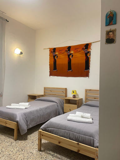 Bedroom 2, Beteya  Hostel Don Bosco, Catania