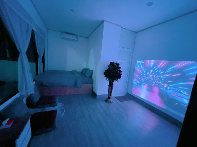 Bedroom 11