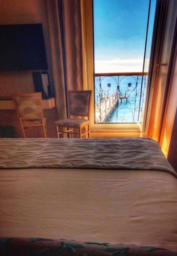 Bedroom 3, Hotel Ligure, Savona