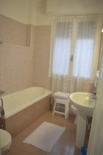 Bathroom 5