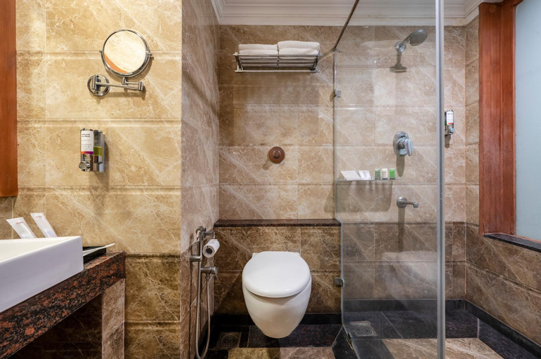 Bathroom 8
