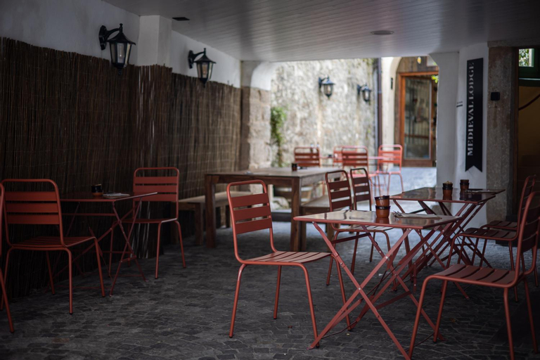 Food & Drinks 4, Peanut Medieval Lodge, Porrentruy