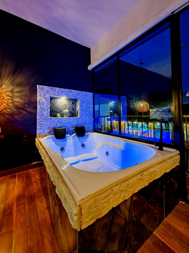 Sport & Beauty 4, Habitacion Deluxe 1 con Jacuzzi a 20mt del parque, Salento