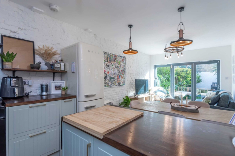 Others 4, Stylish River Apartment - West Putney Embankment, London