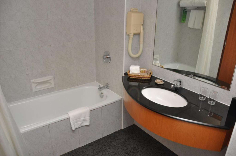 Parkcity Everly Hotel Room Type - Standard Twin