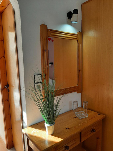 Bathroom 4, Ostria, Crete