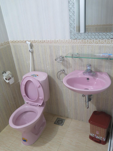Bathroom 5, Phuong Nam Hotel, Điên Biên Phủ