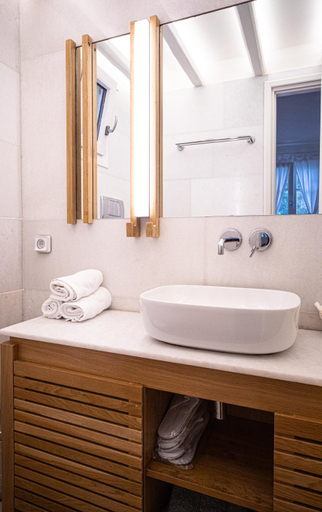 Bathroom, Kavos Hotel Naxos, South Aegean