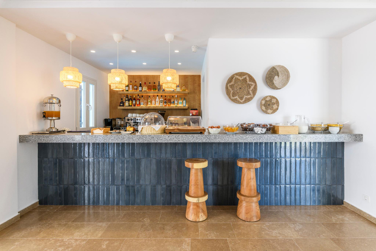 Food & Drinks 5, Mykonaki hotel, South Aegean