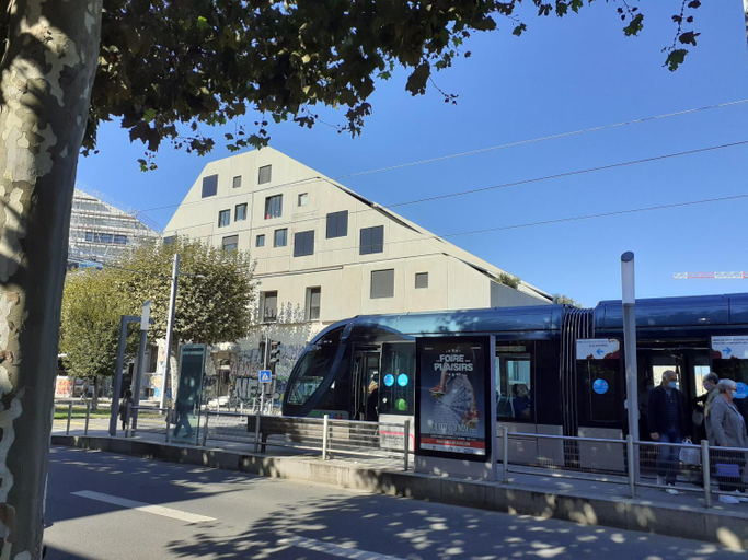 Others 2, Une chambre a l'Economat, Gironde