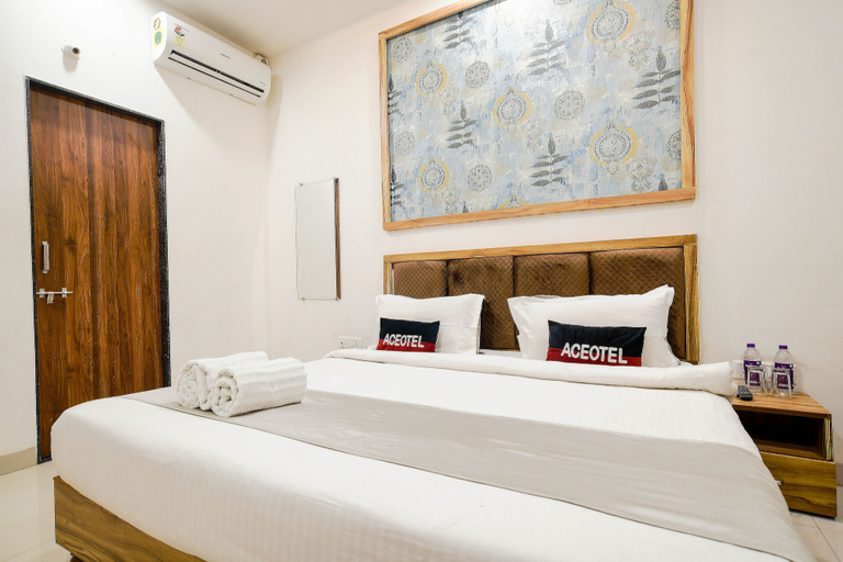 Bedroom 3, Aceotel Inn Flamingo, Indore
