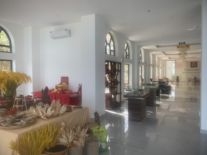 Food & Drinks 4, Golden Rose Hotel, Côn Đảo