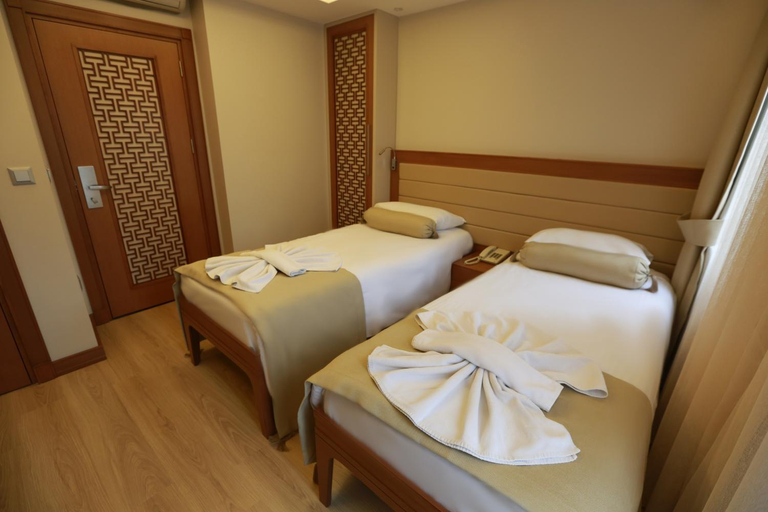 Bedroom 3, Sirkeci Park Hotel, Fatih
