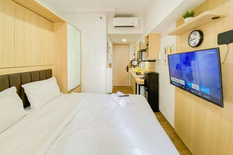 Others 5, Serene Stay Studio Tokyo Riverside PIK 2 Apartment By Travelio, Tangerang