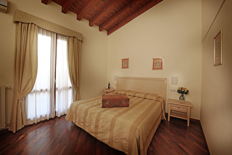 Others 4, Appartamenti Borgo, Brescia