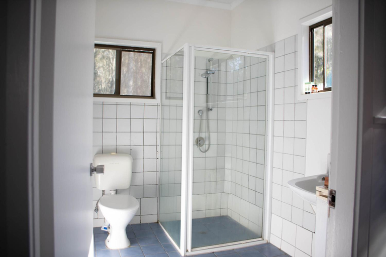 Bathroom 3, Arts Factory by Nomads, Byron