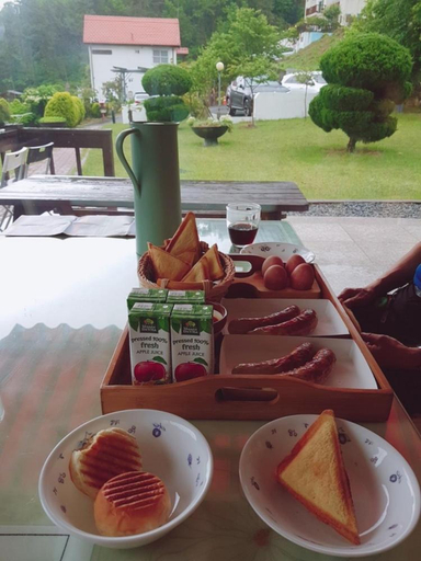 Food & Drinks, Namhea German Village Beethoven House, Namhae