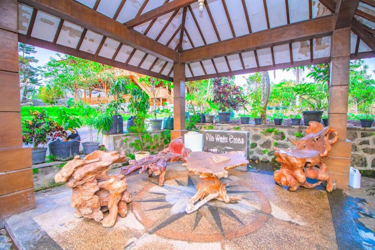 Others 5, Villa Watu Emas 2, Malang