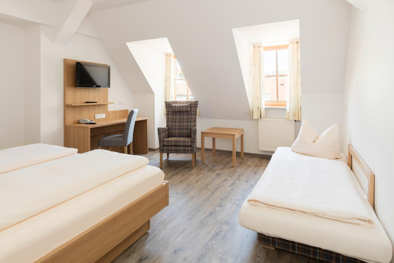 Bedroom 4, Gasthof Lerner, Freising