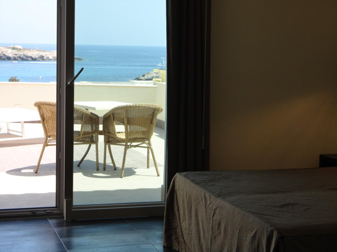 Others 5, Hotel Sole, Agrigento