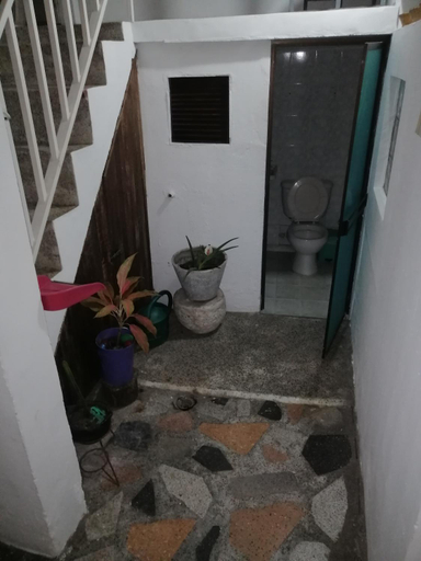 Others 4, Casa de relajacion low cost, Puerto Salgar