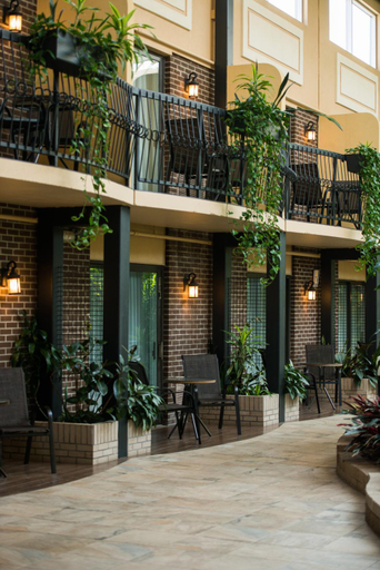 Exterior & Views 1, Hotel L'Oiseliere Montmagny, Montmagny