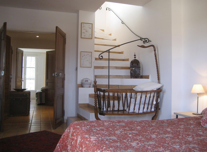 Bedroom 2, Maison d'Hotes de l'Eveche, Vaucluse