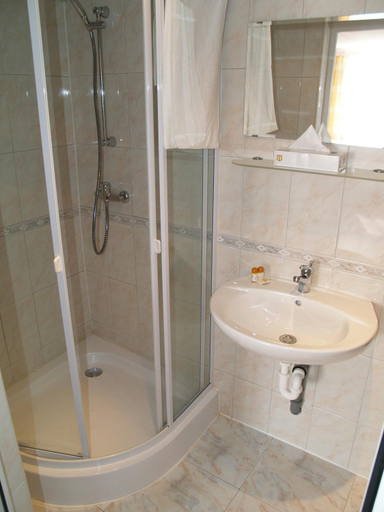 Bathroom 4, Hotel Zum Ochsen, Rastatt