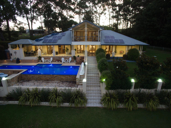 The Ridge Retreat at Mollymook, Shoalhaven - Pt B