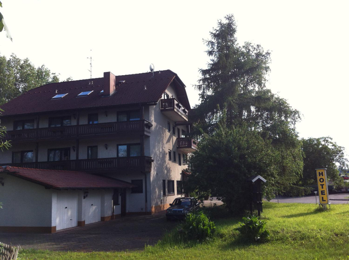 Others 5, Hotel Bacchusstube garni, Aschaffenburg