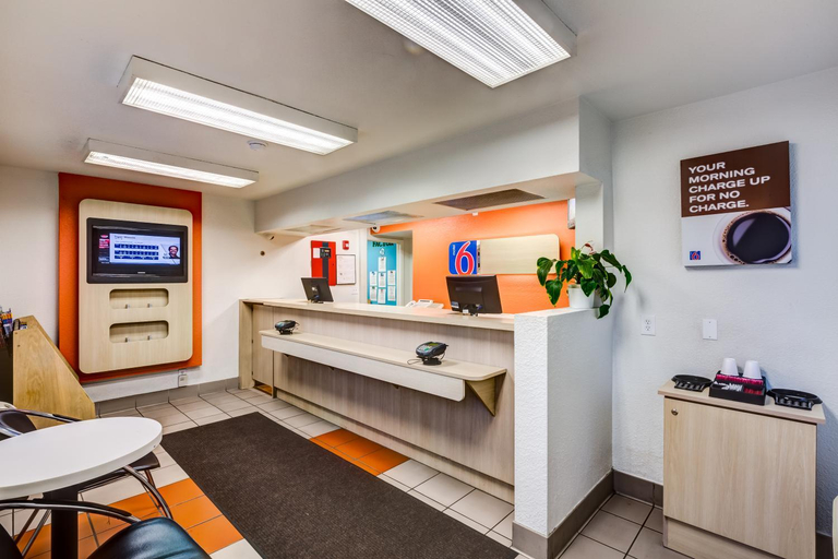 Public Area, Motel 6 Denver West Wheat Ridge North, Jefferson