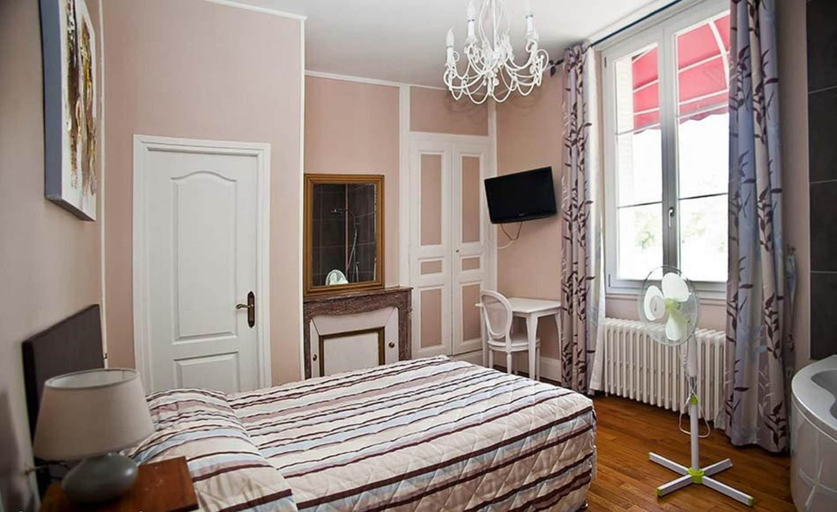 Bedroom 3, Gîte François 1er, Marne