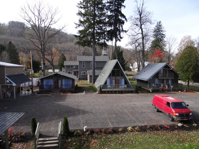 Exterior & Views 1, Edelweiss Ski Lodge, Cattaraugus