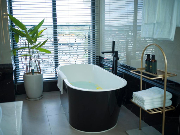 Bathroom 3