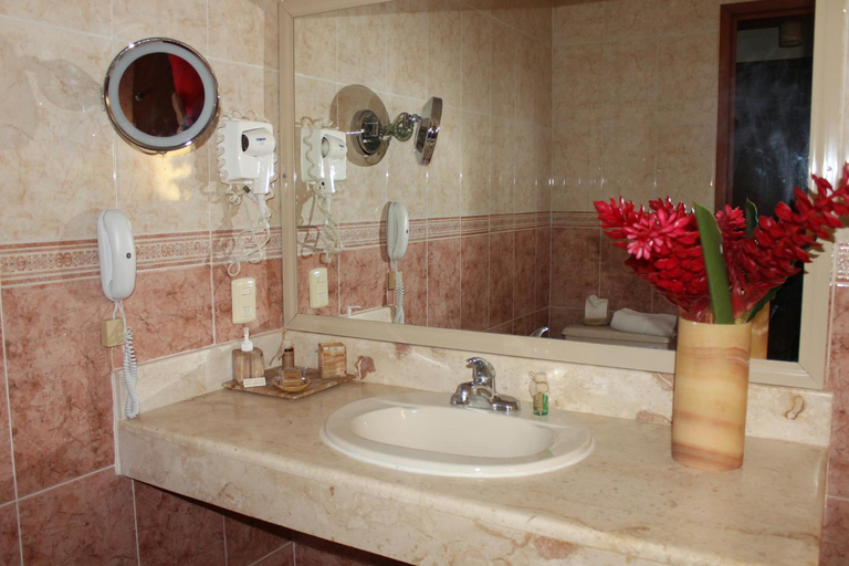 Bathroom 5, Ecotel Quinta Regia, Valladolid