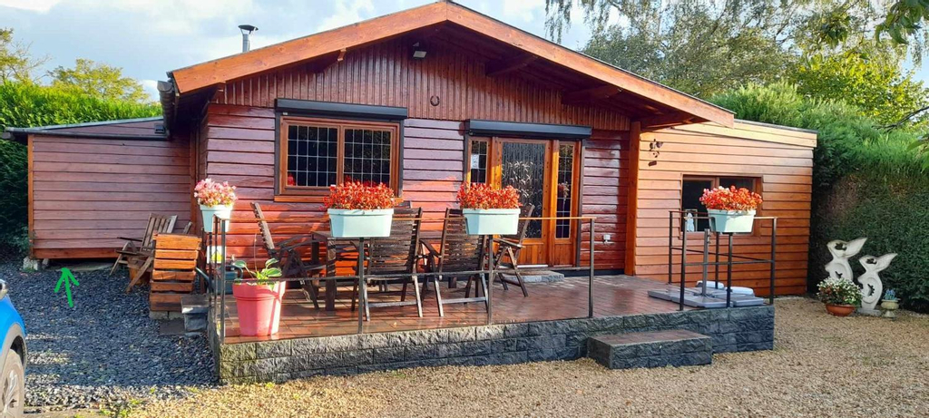 Others 4, Chalet Nutons, Namur
