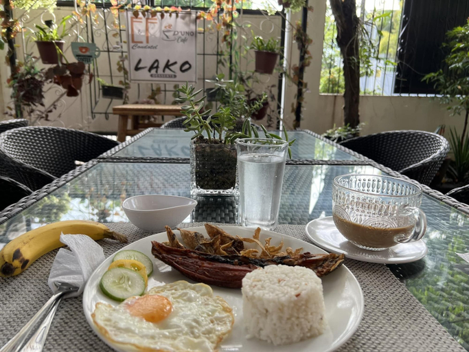 Food & Drinks 5, E & F Condotel, Kalibo