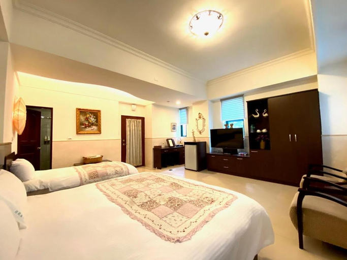 Bedroom 2, Ho Feng Private Hotel, Hualien