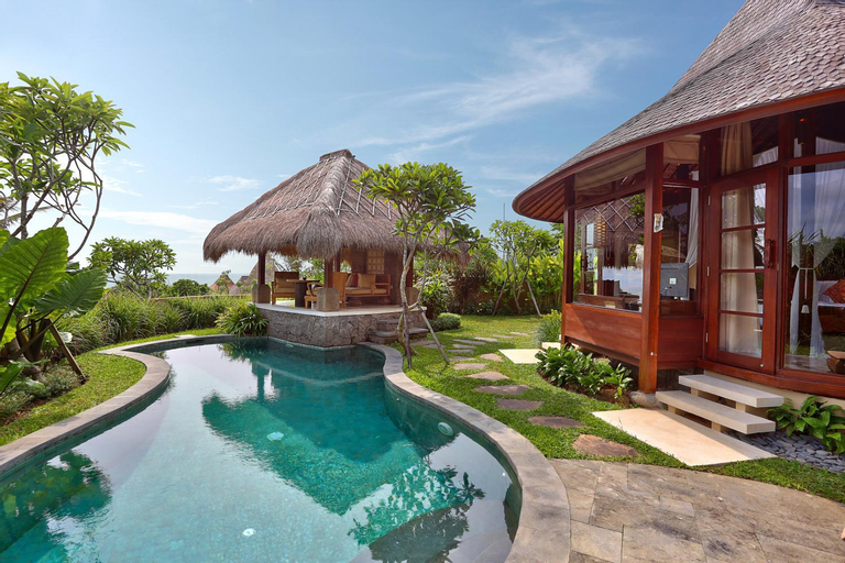 Swimming Pool 11