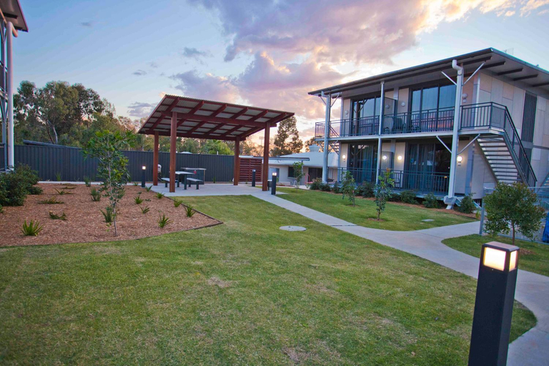 Exterior & Views