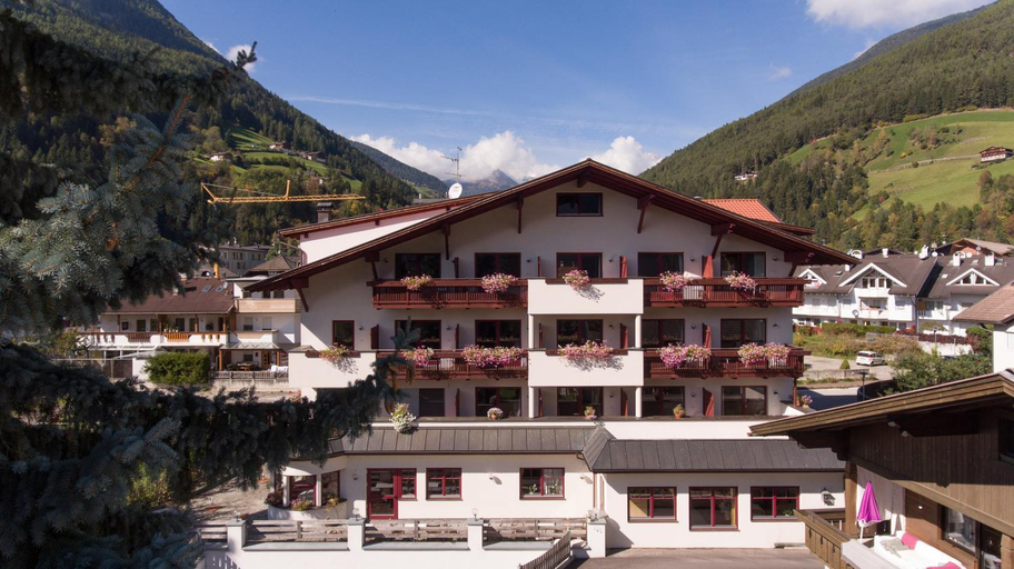 Exterior & Views, Hotel Hellweger, Bolzano